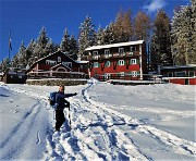 56 Al Rif. Sassi Castelli ai Piani di Artavaggio (1650 m)